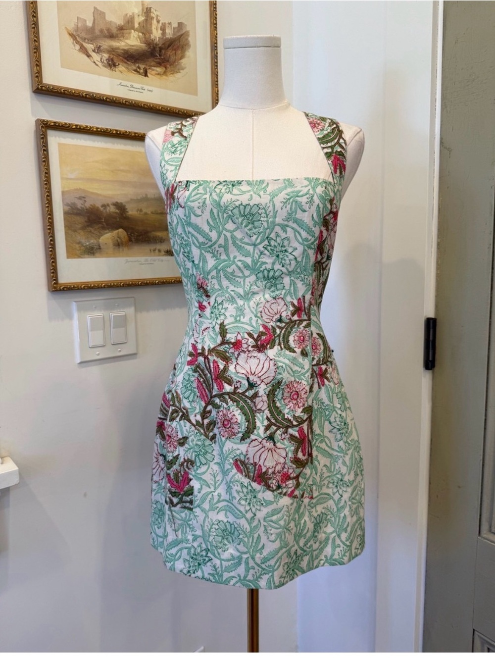HEMANT & NANDITA Mint and Pink Floral Sleeveless Sheath Dress